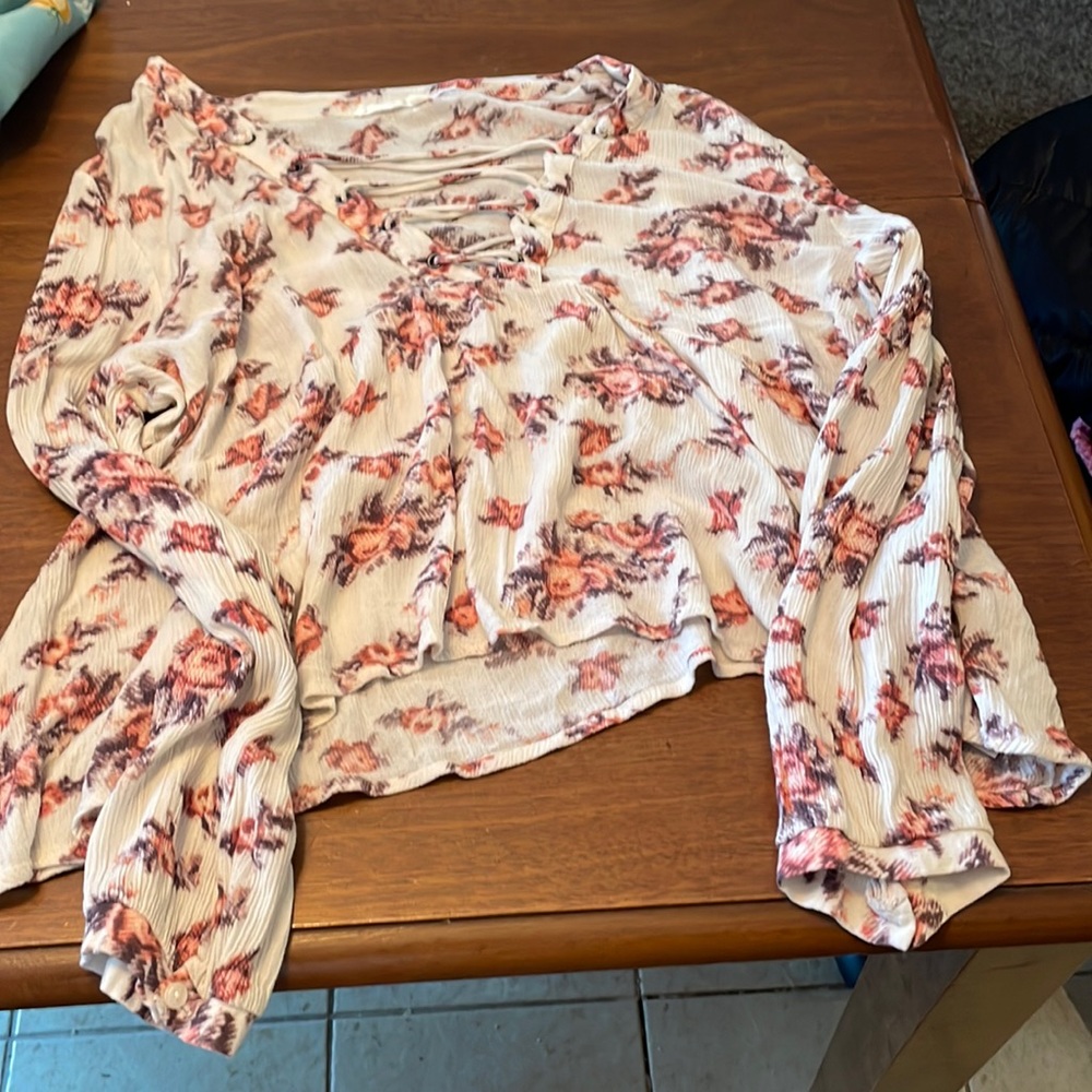 Women’s blouse